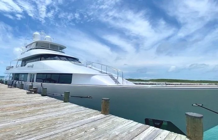   Literally had a crew of 12+ people for a party of four…  